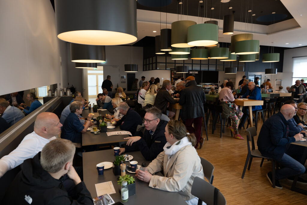 Frühstück im ABUS-Café